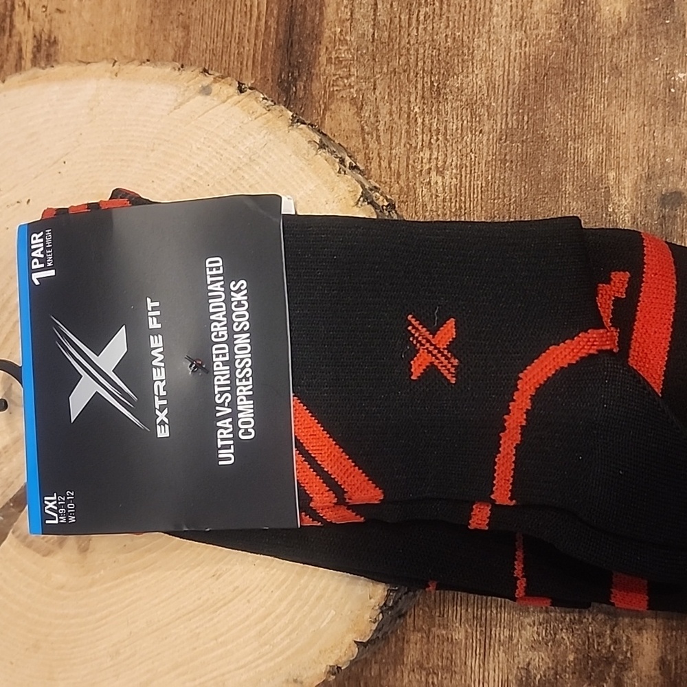 Extreme Fit Long Compression Socks Sz L/XL
